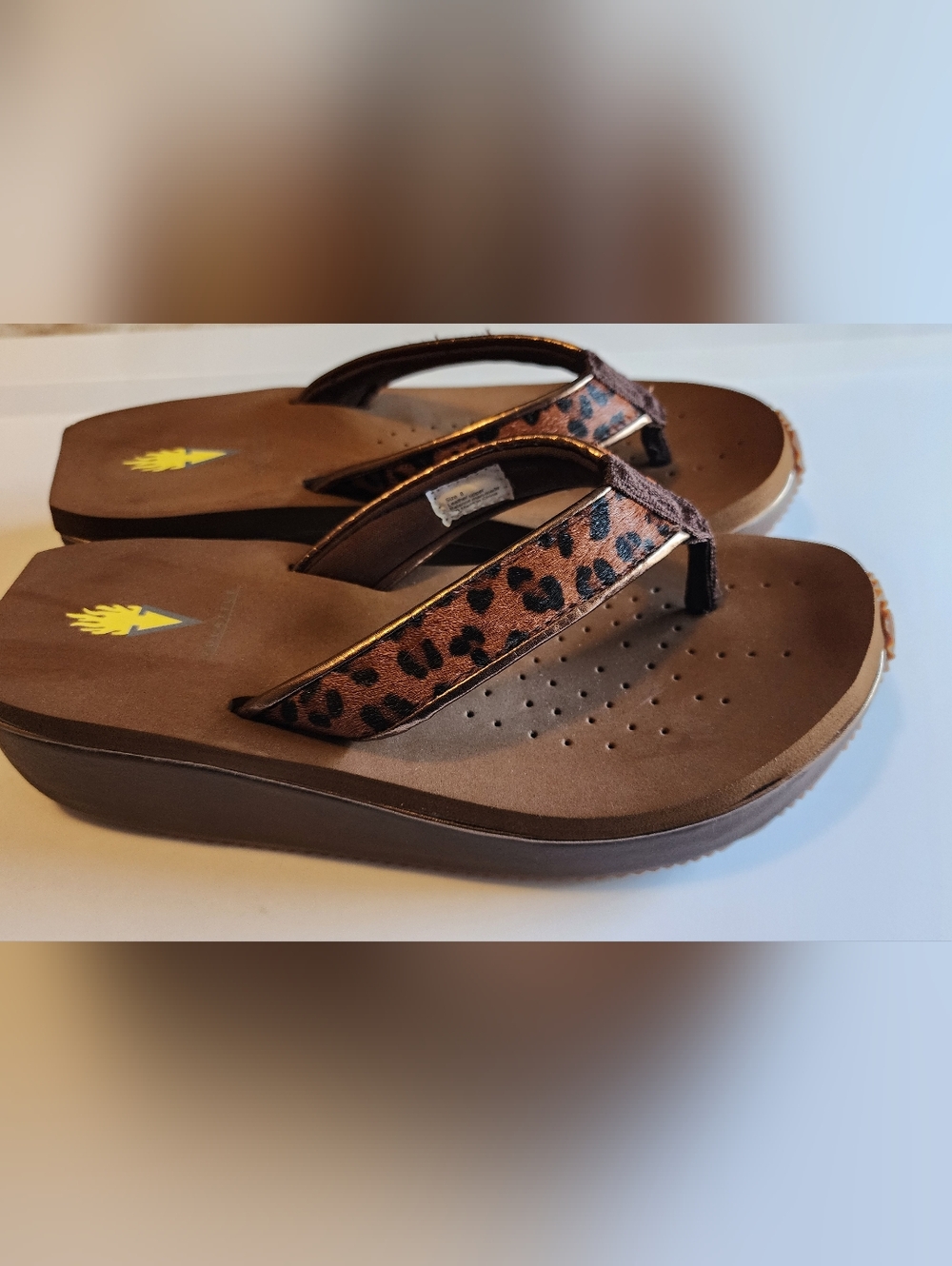Leopard Print Faux Hair Brown Women's Platform Flip Flops Wedge Sz 8 Sandal